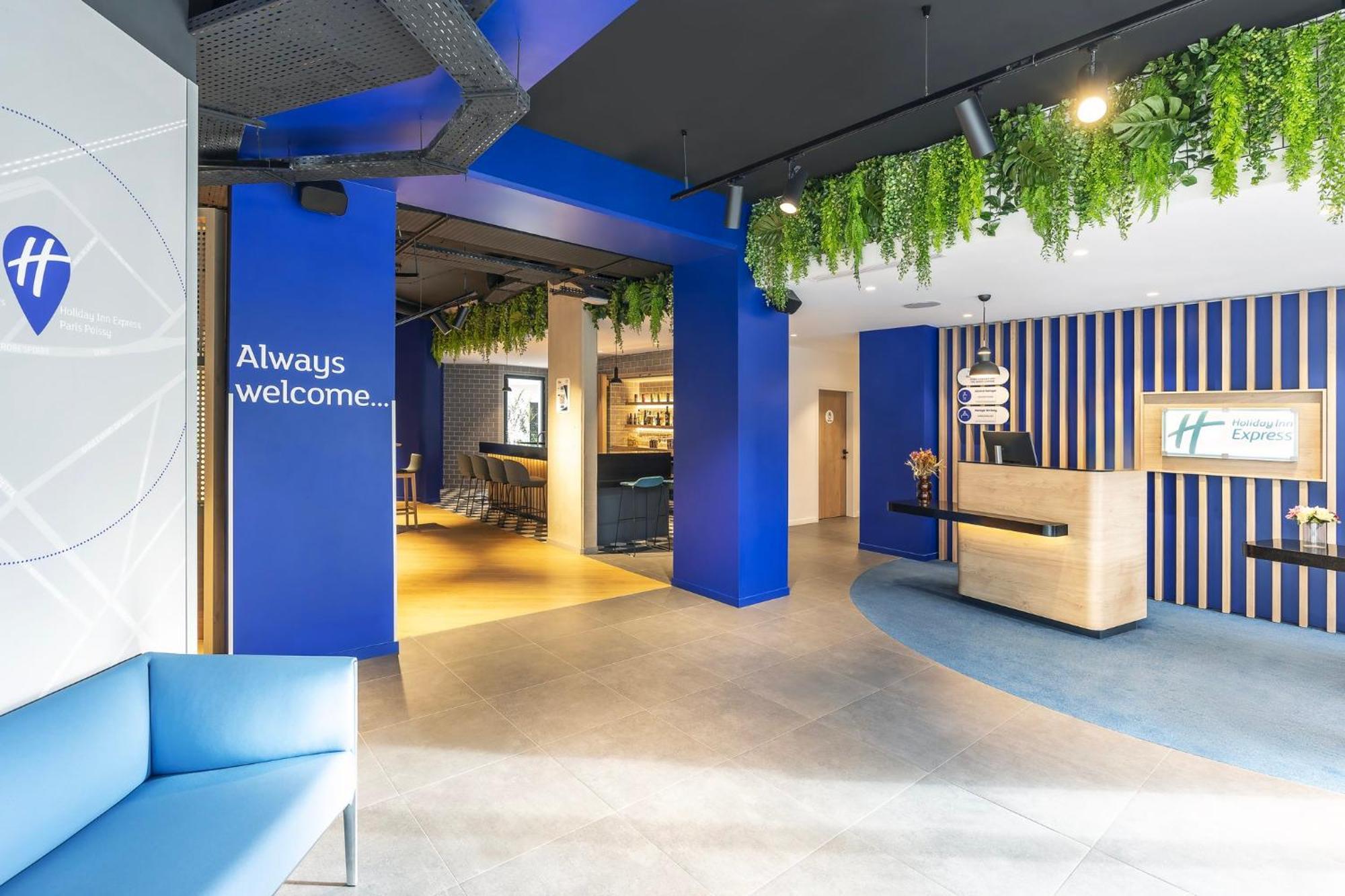 Holiday Inn Express Paris - Poissy By Ihg エクステリア 写真